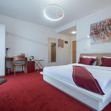 Austrian Palace Hotel Скопье Экстерьер фото
